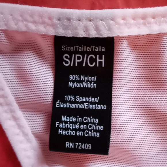 Pale pink Lingerie - Picture 12 of 13